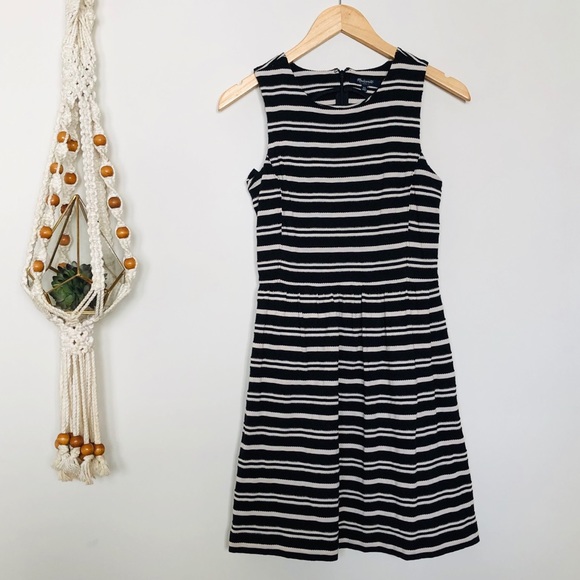 Madewell Dresses & Skirts - Madewell Black & White Stripe Dress w/ Pockets XS
